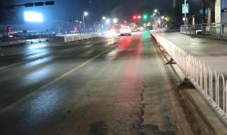 我在凌晨三点 我在凌晨三点